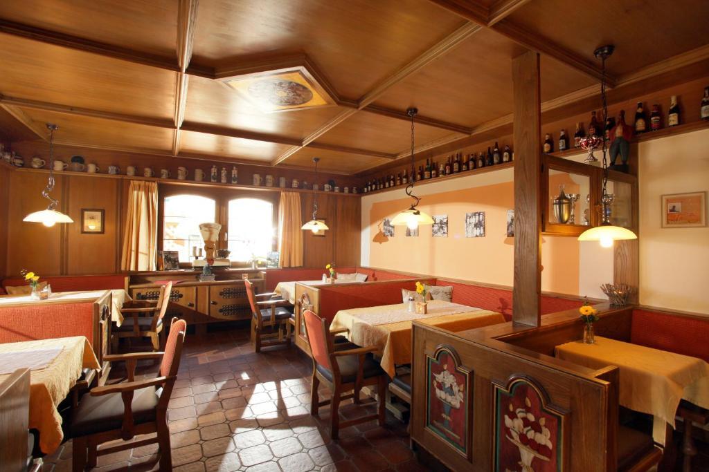 Cafe Pension Koller Brixen im Thale Exterior photo